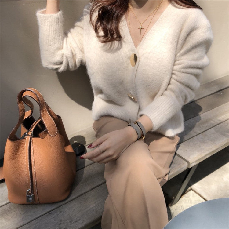 Golden Glow Luxe Cardigan met Gouden Details
