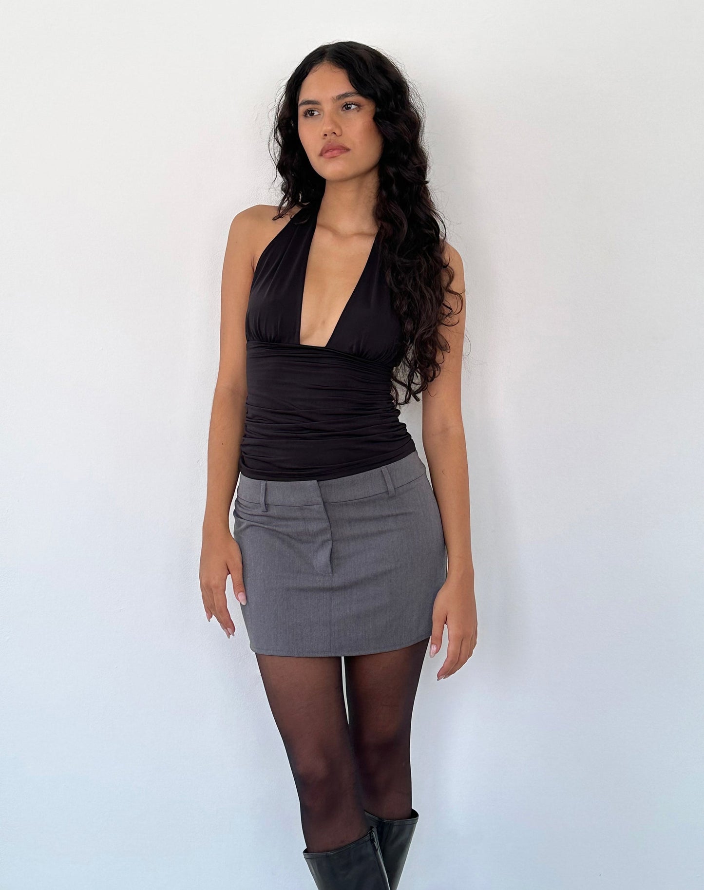 Selene Luxe Haltertop met Diepe V-hals