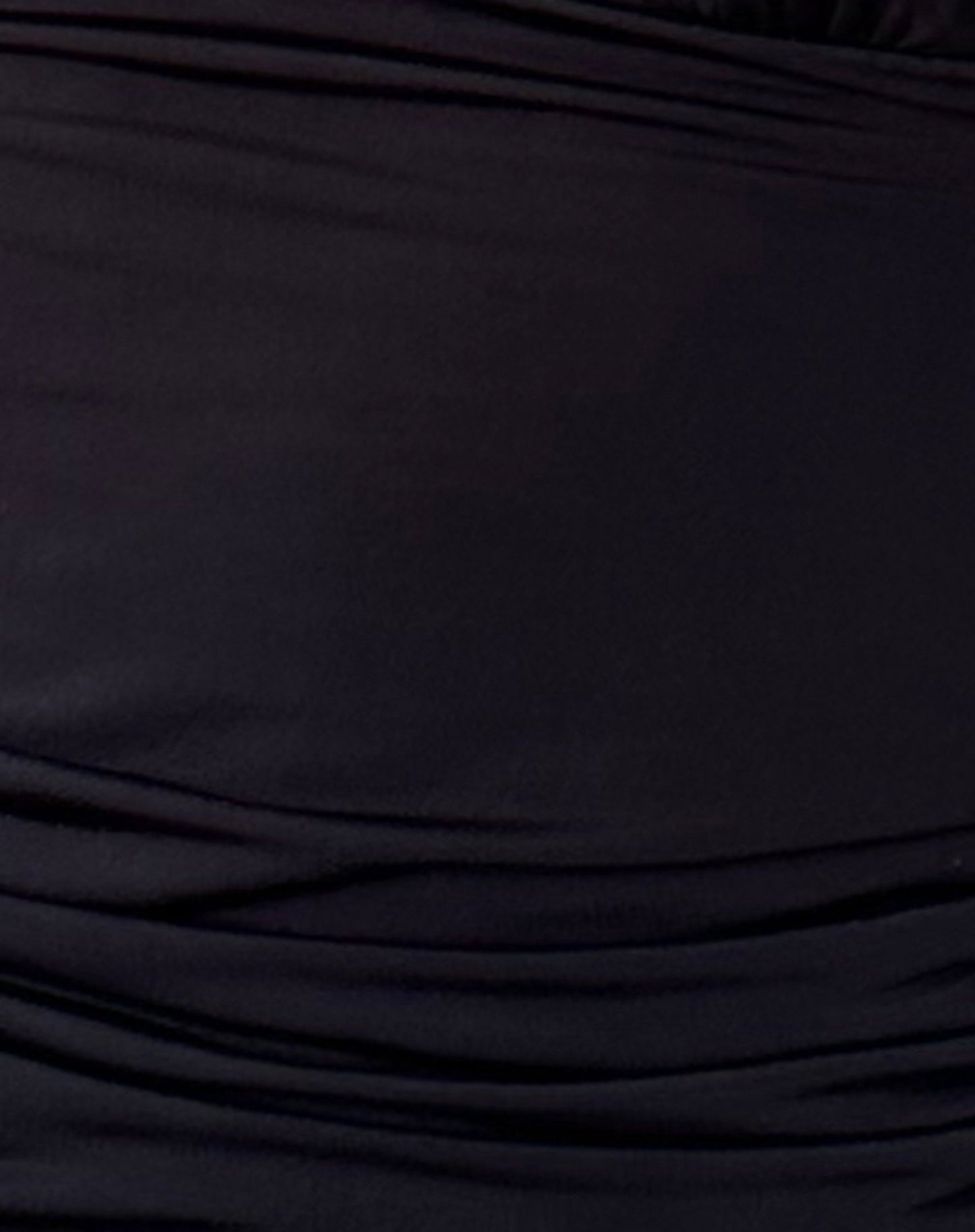 Selene Luxe Haltertop met Diepe V-hals