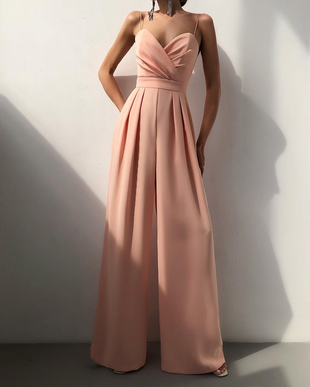 Noély Elegante Jumpsuit met Verleidelijke Schouderbanden