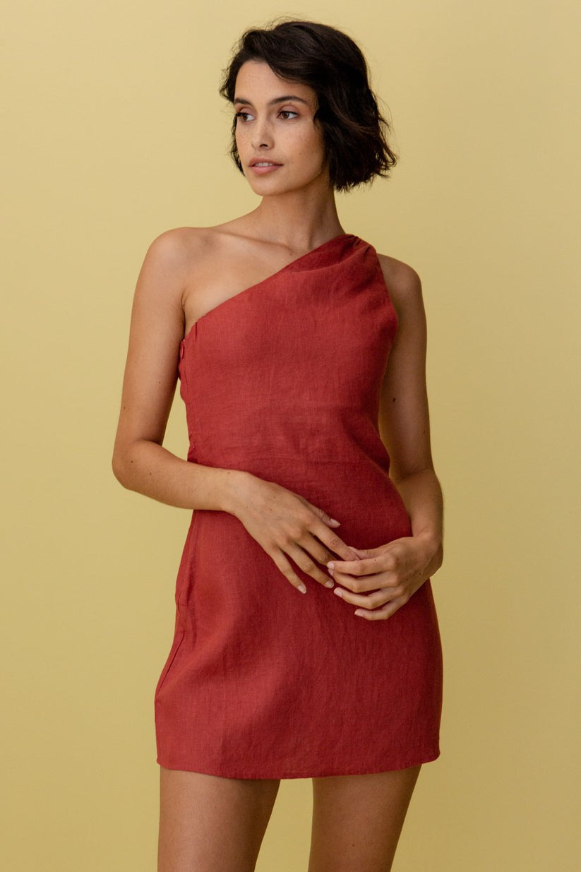 Aveline – One-Shoulder Zomerjurk
