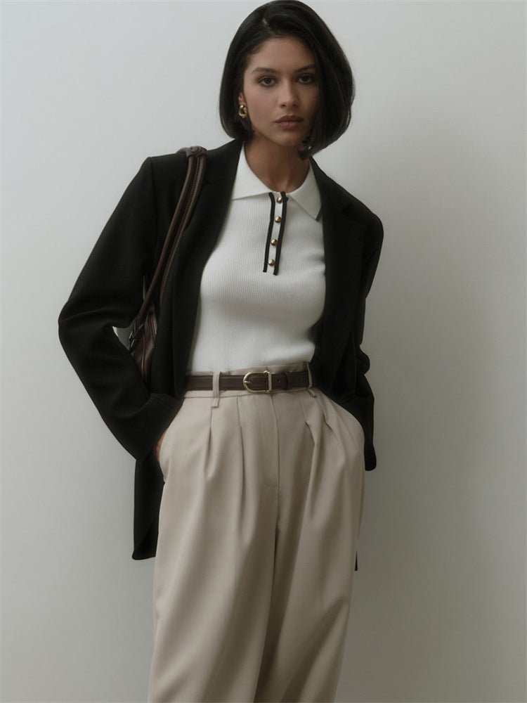 Clea – Gebreide Polo Top met Korte Mouwen