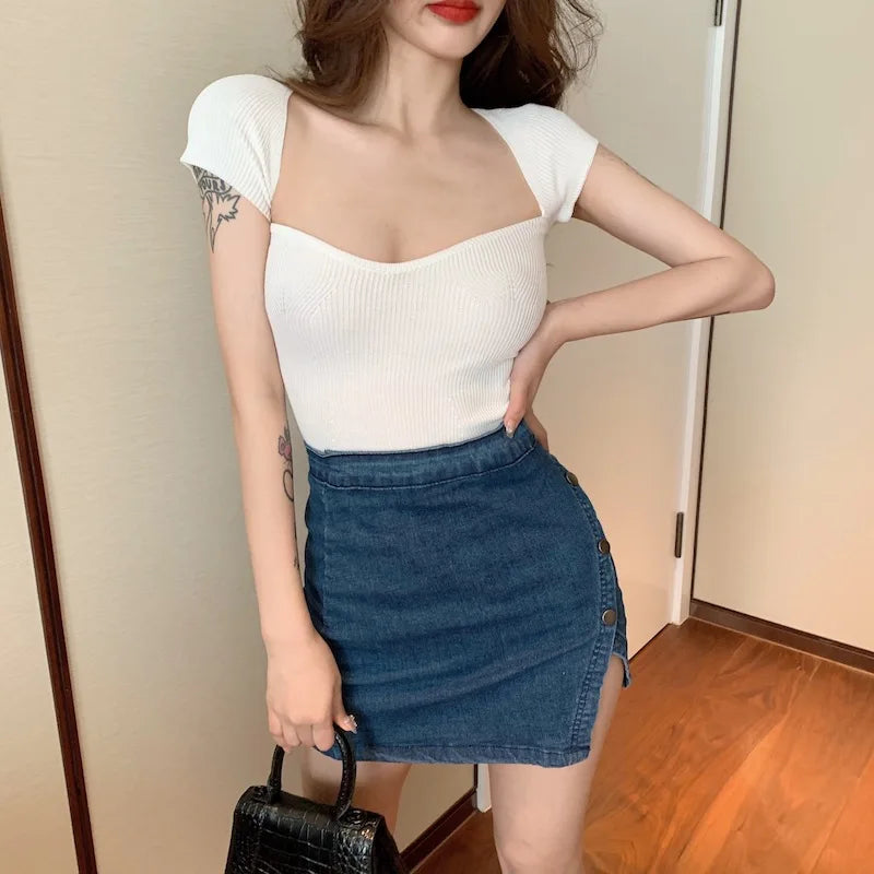 Riva – Gebreide Trekkoord Cropped Top met V-Hals