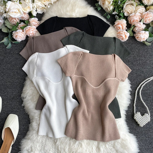 Riva – Gebreide Trekkoord Cropped Top met V-Hals