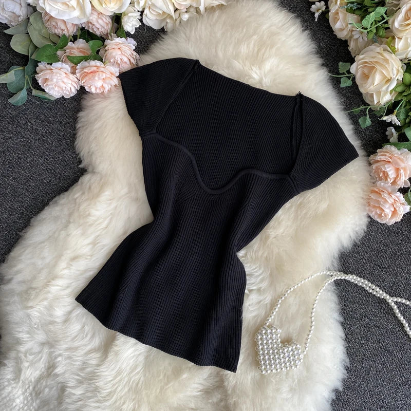 Riva – Gebreide Trekkoord Cropped Top met V-Hals