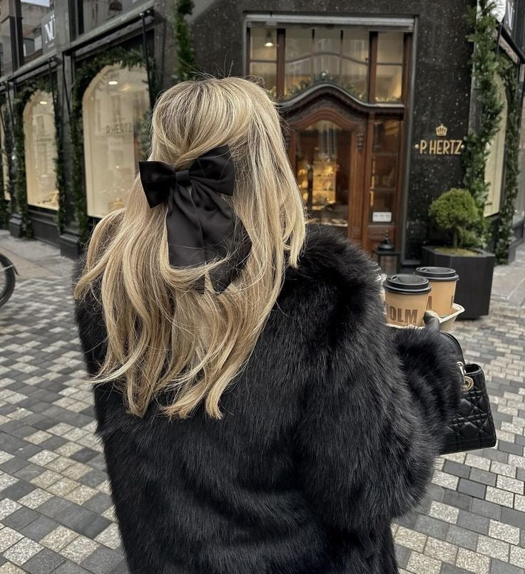 Anna Haarclip