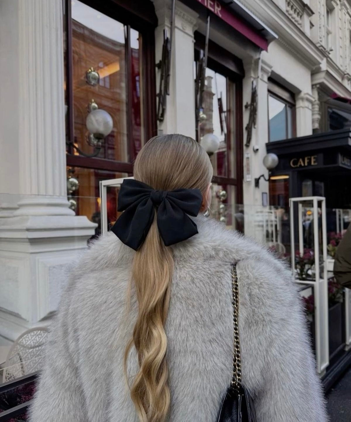 Anna Haarclip