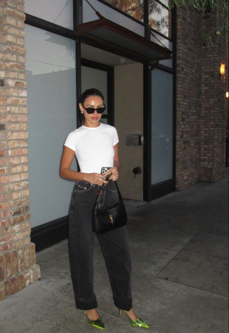 Basic T-shirt Bodysuit