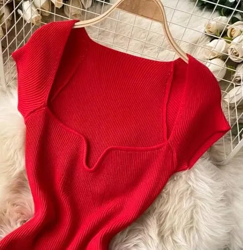 Riva – Gebreide Trekkoord Cropped Top met V-Hals