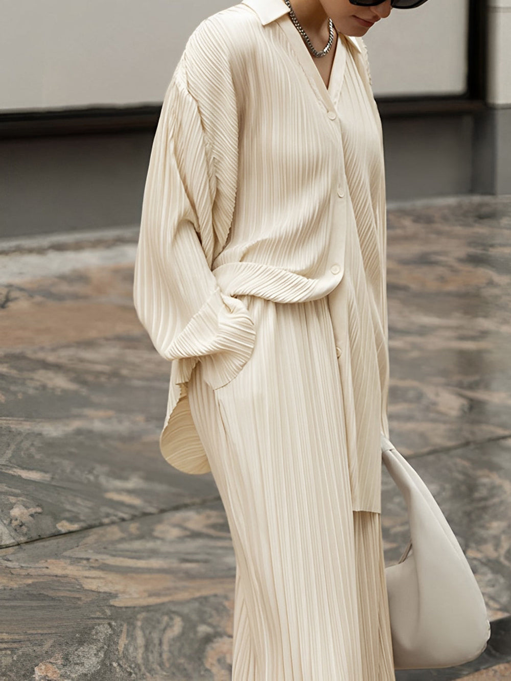 Elvya Geplooide Oversized Set met Zakdetails